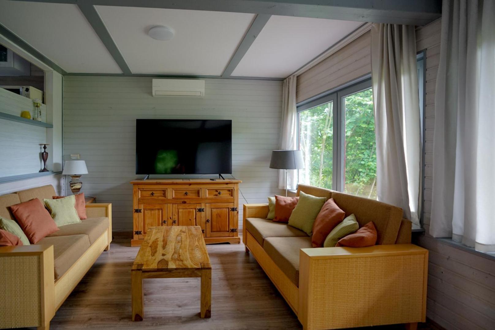 Ferienhaus "Schmetterling" Am See Im Bergland كيرشهيم المظهر الخارجي الصورة